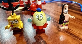 4982 LEGO SpongeBob SquarePants Mrs. Puff's Boating School