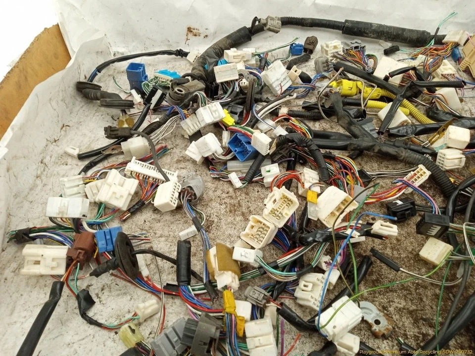 Coleta cableado vehículo Toyota Celica GTS se adapta a 1994 1995 1996 1997 1998 1999 Foto 4 de 4