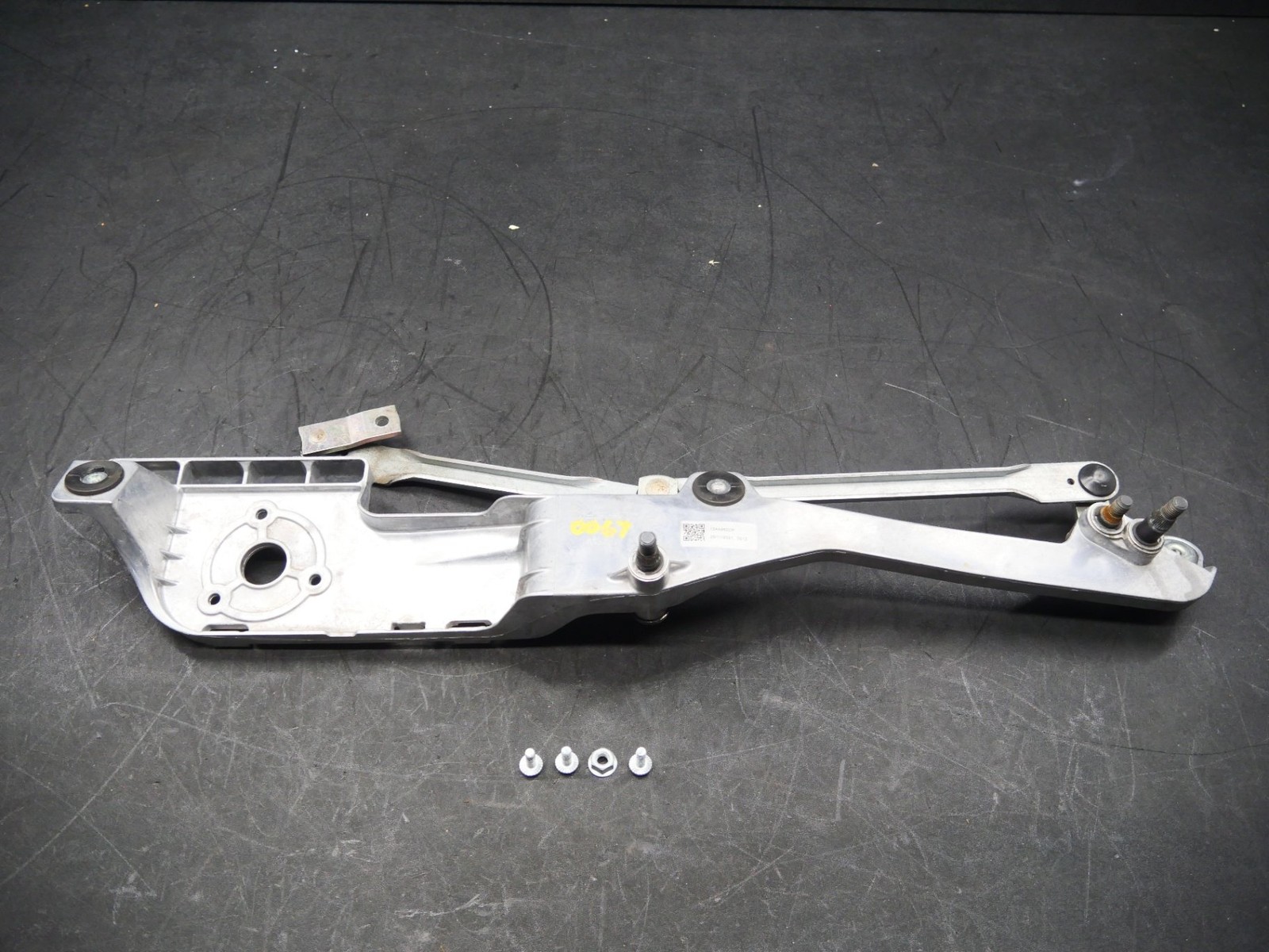2016-2021 McLaren 570GT Wiper Linkage Transmission Front Windshield 13AA862CP