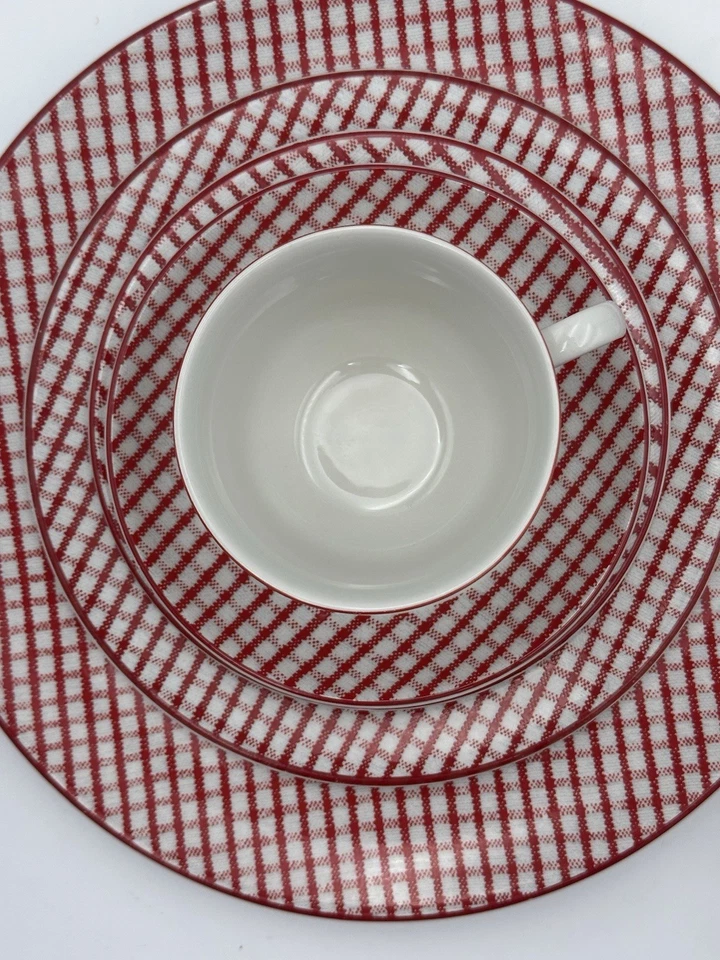 Ralph Lauren Wedgwood Gingham Homestead Custom Dish Cups Lot England 1989 - Image 2 of 4