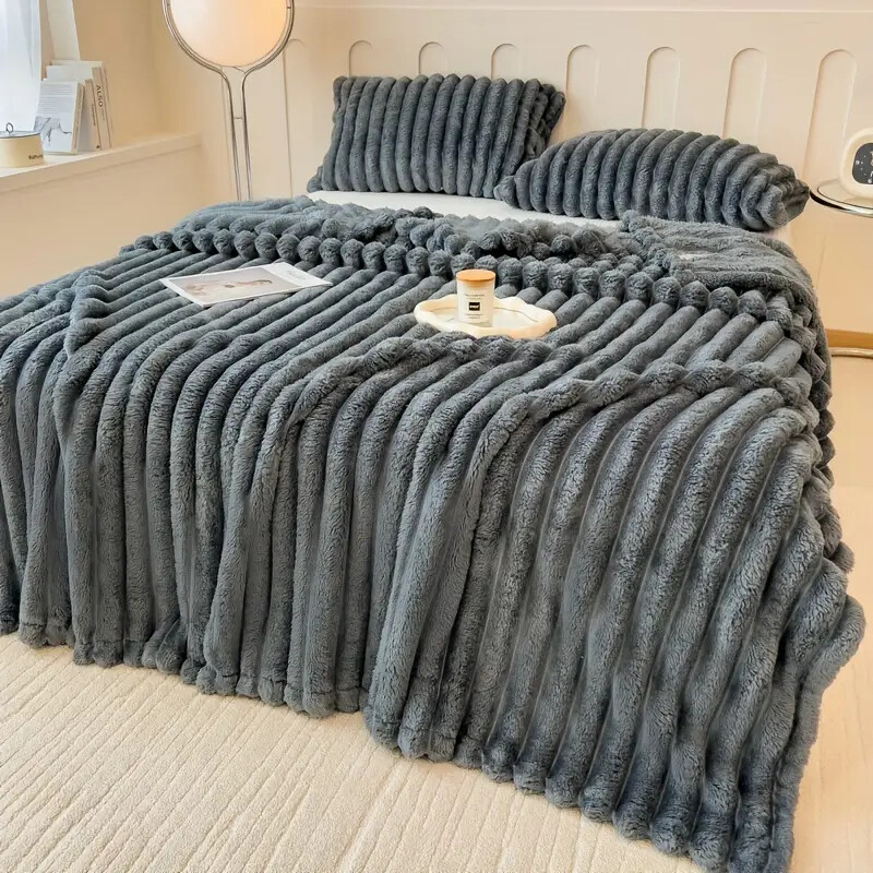 Couverture fausse fourrure lapin contre le froid hivernal grand plaid