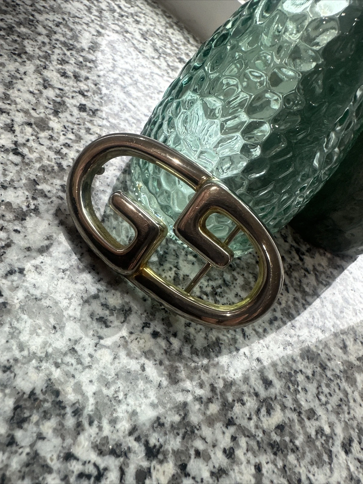 Boucle de ceinture Gucci Vintage Italie GG années 80 lourde authentique. RARE étonnant