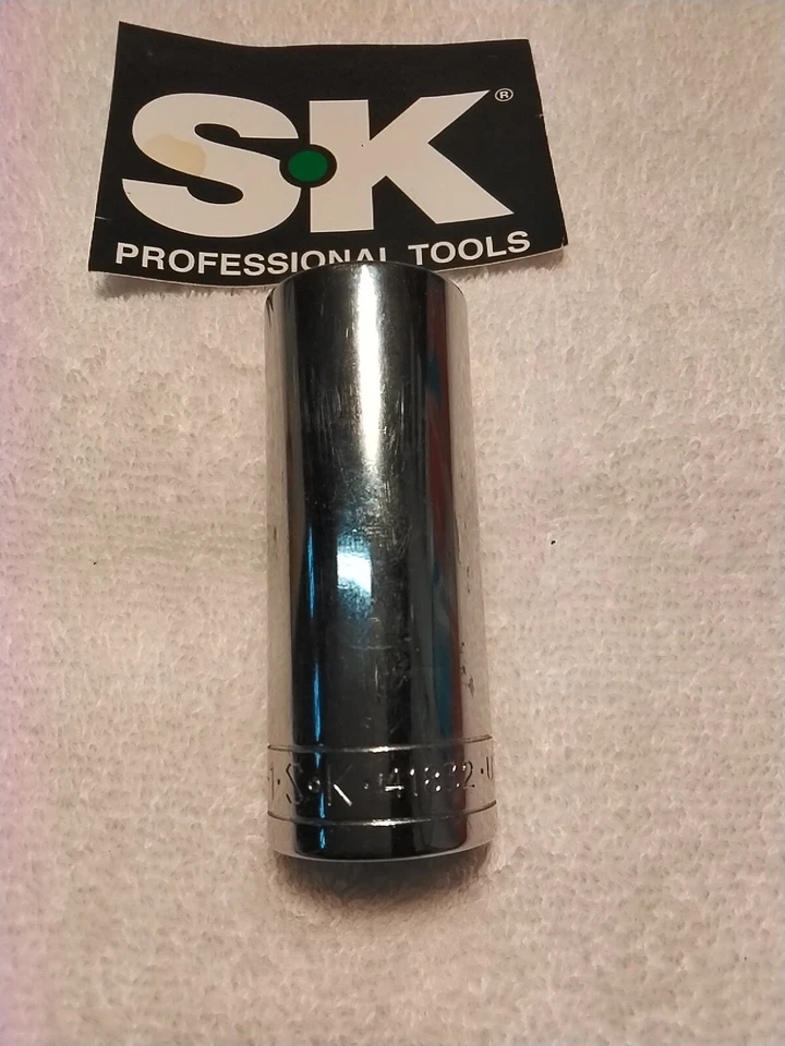 S-K  41832. 1/2" DRIVE DEEP SOCKET  1" 6PT  - Image 4 of 4