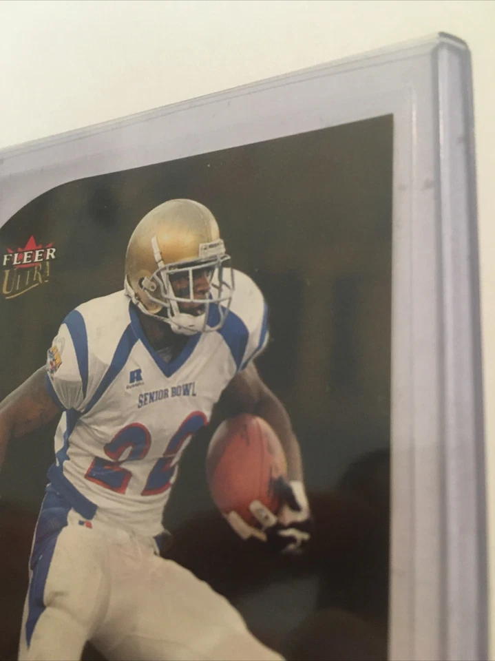 2004 Fleer Ultra Gold Medallion Die-Cut Julius Jones #232 Rookie Card RC - Image 4 of 4