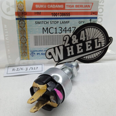 Mitsubishi 1/2T Truck MD Jeep Minkan Switch Stop Lamp MC134474 NEW