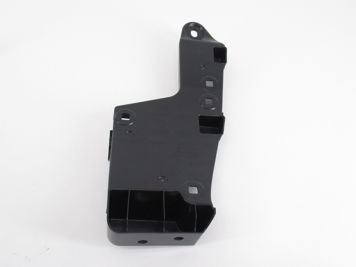Genuine OEM Toyota 52592-06030 Driver Rear Bumper Side Seal 2018