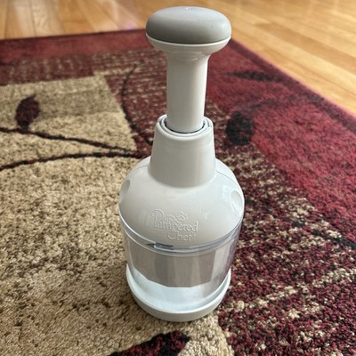 Original Pampered Chef # 2585 Push Function Food Chopper