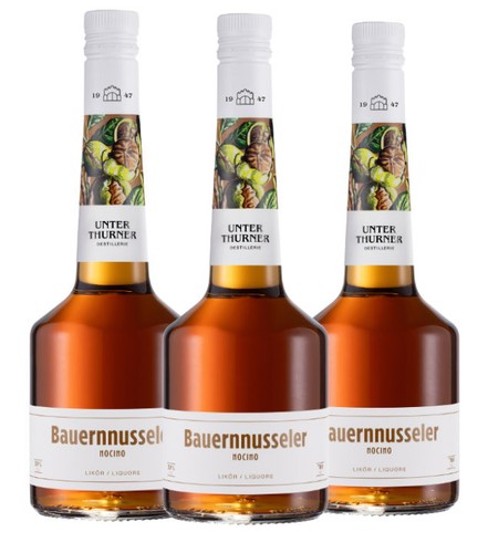 3 x Unterthurner Bauernnusseler Likör / 39 % Vol. / 3 x 0,7 Liter-Flasche - Bild 1 von 1