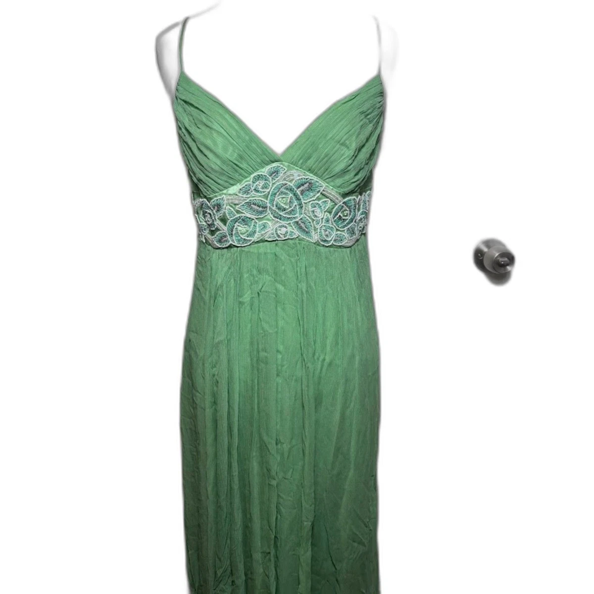 green emerald velvet dress Plunging U Neckline Gown – BCBGMAXAZRIA main image 0
