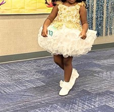 Girls White Gold Ruffle Layered Tulle Ball Gown Pageant Dress Sleeveless Short