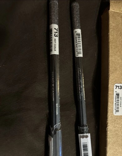 Hard Candy 2 Take Me Out Liner Glitzer Eyeliner Stift - #713 Heiße Kohlen 0,04oz - Bild 3 von 4