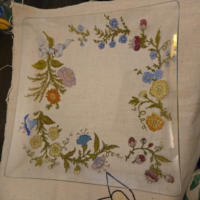 Dorothy Thorpe Square Platter Spring Harvest Flowers Clear Glass MCM Vtg 11''