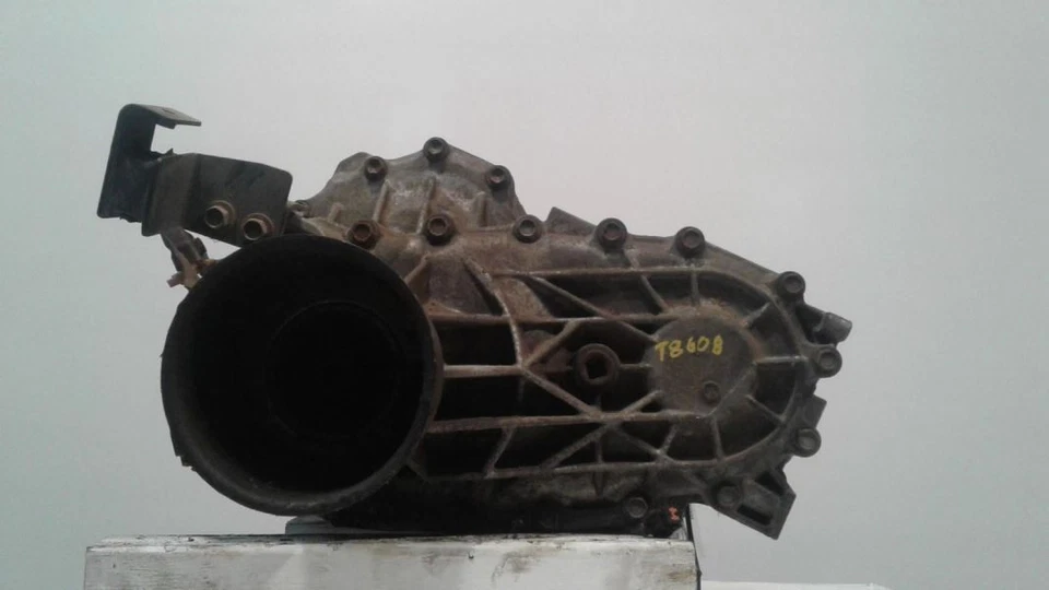 Caja de transferencia 04 2004 Nissan Pathfinder (con interruptor automático) 110 k millas 4x4 4x4 Foto 3 de 4