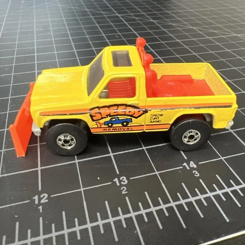 Vintage 1979 Hot Wheels Speedy Removal Yellow Truck/Plow Hong Kong blackwalls
