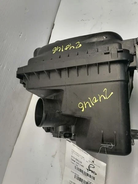2009-2019 Toyota Corolla Sedan Air Cleaner Air Intake Box Cleaner OEM - Image 2 of 4