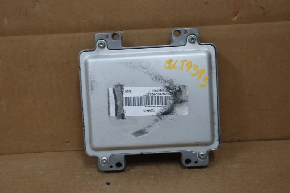 2006 Isuzu Ascender S 4.2 unidade módulo de controle do motor ECM ECU peça OEM 12604438 - Imagem 2 de 4