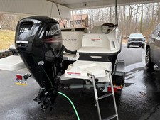 2019 Bayliner Element e18