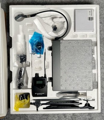 Sennheiser ew 300 IEM G3 Wireless Monitor Set G Band: 566-608 MHz