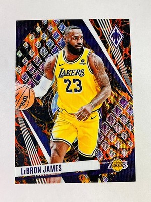 2023-24 Panini Phoenix #211 LeBron James Lava /75 SP SSP