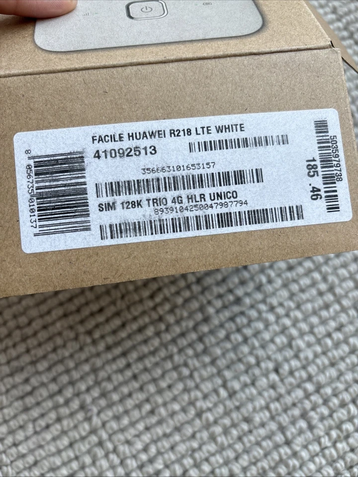 Vodafone Wlan-Spot R218h LTE Bianco fino A 150 Mbit/S Hotspot LTE Cat.4 - Immagine 2 di 2