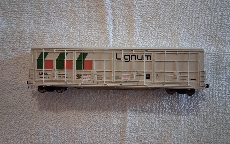 56ft. Thrall All Door  Box Car Lignum Lunx  HO Walthers Proto - Image 2 of 4