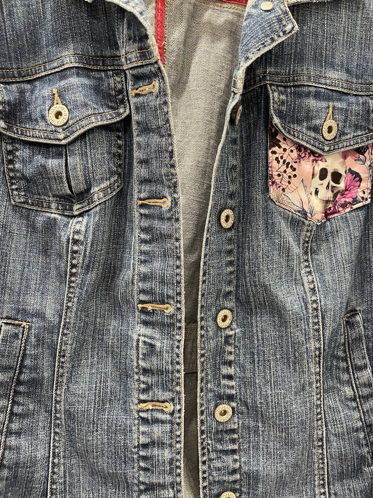 TOMMY HILFIGER Women Sz L Custom Denim Jacket Pink Skull Floral Spider Web image 3