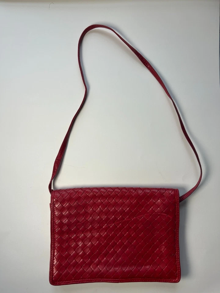 RARE! Bottega Veneta Red Crossbody Woven Shoulder Bag - Image 2 of 4