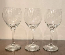 Clear Glass Wine Glasses Goblets Set of 3 - MEDIUM Stemmed - PERFECT CONDITION