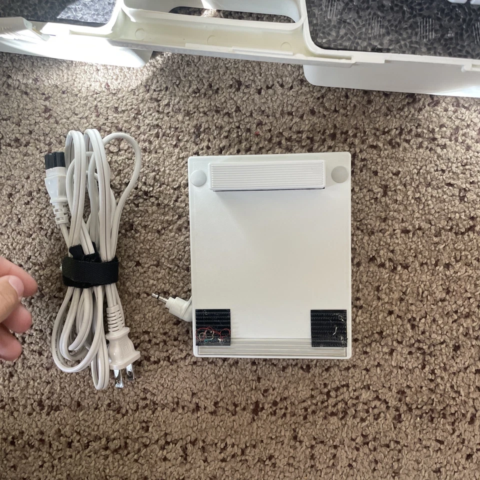 PFAFF Creative 7570 Sewing Embroidery Machine & Creative Sew Fantasy Set W Case - Image 3 of 4