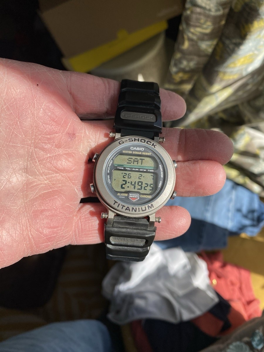 RARE Vintage Casio Digital Watch G-shock Mrg-1 1556 Titanium 200m