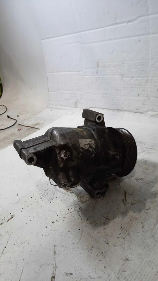 Nissan Versa 2018 compresor de aire acondicionado OEM 926001KA1A 86.000 millas gris Foto 2 de 4