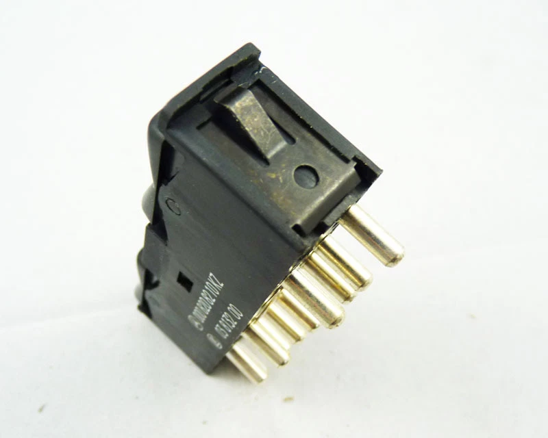 Interruptor ventana eléctrica delantera derecha 0008208110 para Mercedes Benz 190D/300D Foto 2 de 4