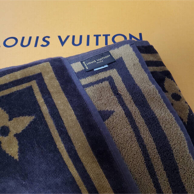 Louis Vuitton M72364 Beach Bath Towel Monogram Classic Brown