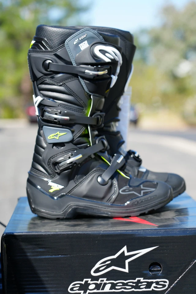 Alpinestars Tech 7 Enduro Drystar Black/Gray Boots - CLOSEOUT - Изображение 3 из 4