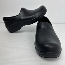 Crocs Work Womens Shoes Black Slip Resistant Clogs Neria Pro II Comfort Size 11