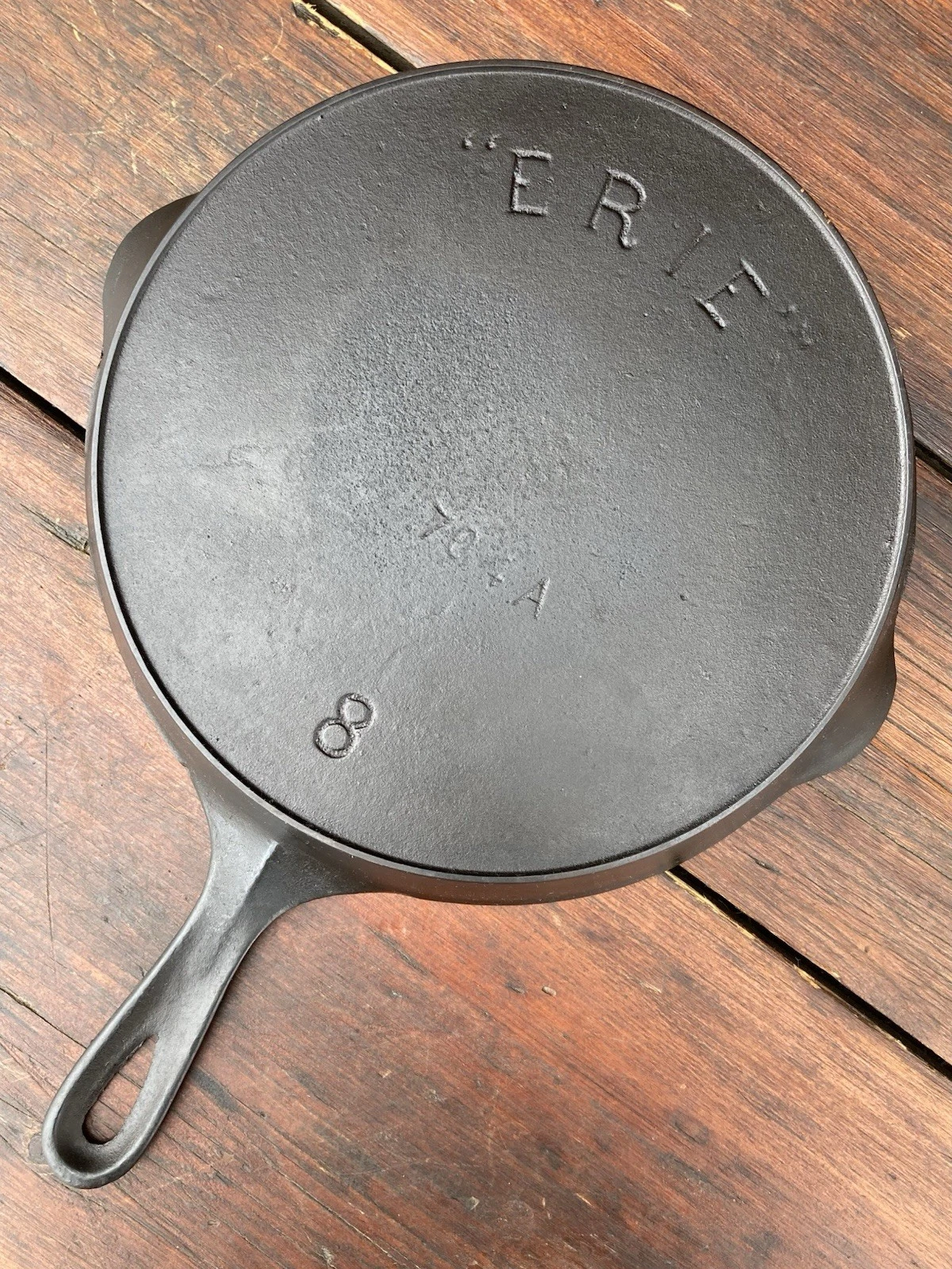 Pre Griswold Erie #8 Third Series Cast Iron Skillet