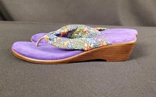 Island Slipper Womens Sz 6 Made in USA Flip Flops Purple Suede Made In Hawaii