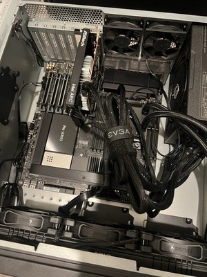 ASUS Pro WS W790E-SAGE SE Intel LGA 4677 PCIe 5.0 CEB Workstation Motherboard