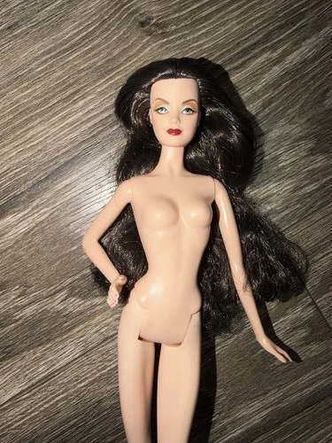 Barbie Addams Family Collector Edition Morticia Nude Body Muse Giftset 2000