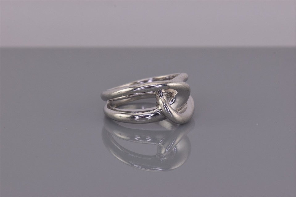 ELLE Sterling Silver 11mm Interlocking Loop Love Knot Solid Band Ring ...