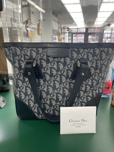 CHRISTIAN DIOR MONOGRAM TOTE (E16000294)