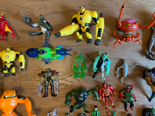 Ben 10 Figuren Sammlung Omnitrix, Aliens, Fahrzeuge, Karten – Konvolut, Sammlung - Bild 4 von 15