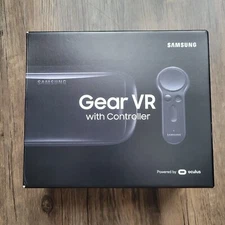 Samsung Gear VR SM-R324 With Controller - Complete - Powered by oculus