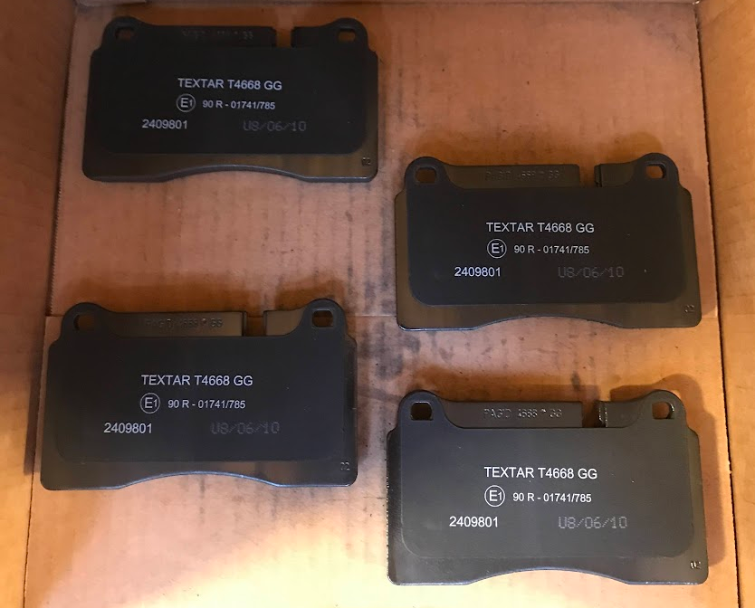 Textar Front Brake Pad Set - #2409801 / 7L6-698-151-J - Fits 
