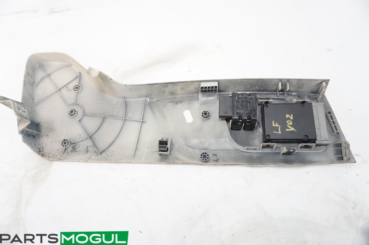 2014-2017 MASERATI GHIBLI LEFT FRONT SEAT ADJUST CONTROL SWITCH 670006150 OEM