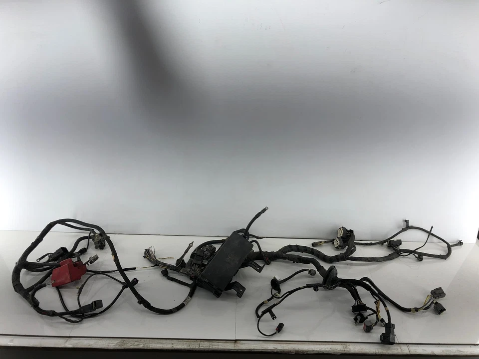 Ford Fusion Sel 2011 2,5 L compartimento del motor delantero caja de fusibles arnés de cables OEM Foto 2 de 4