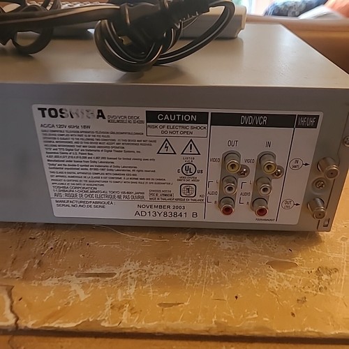 Toshiba SD-K220U DVD VCR Player Recorder Combo Hi-Fi 4 Head VHS & remote & Cable - Bild 7 von 10