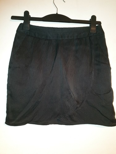 Black Talula 100% Silk tulip style Skirt Size 4 mini short - Picture 1 of 8