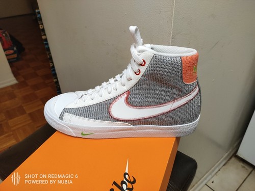 Nike Blazer Mid '77 Men's Size 9 Recycled Jersey Grey White-Red CW5838 022 - Picture 3 of 8