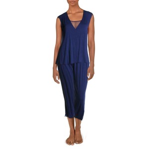 1805 tahari capris
